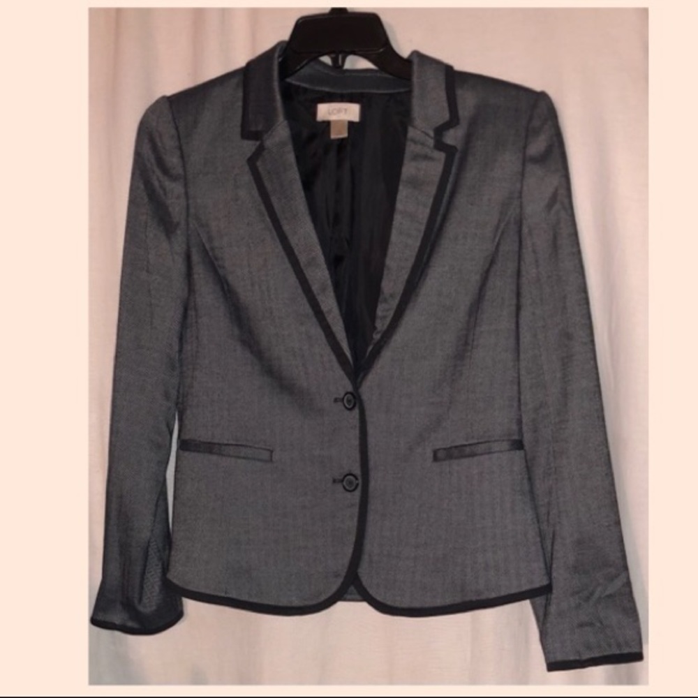 Ann Taylor Loft size 10 grey tweed blazer